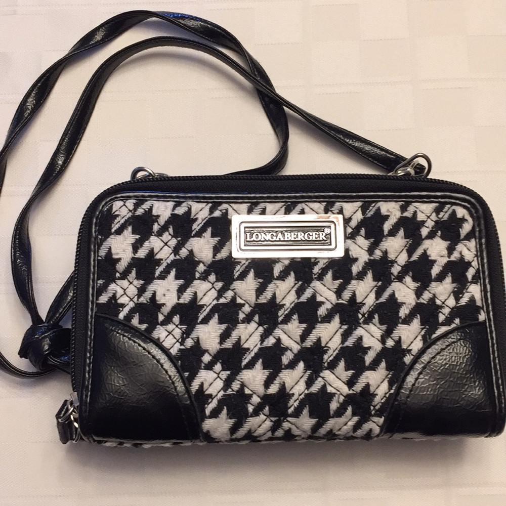 Longaberger Houndstooth cross body purse.